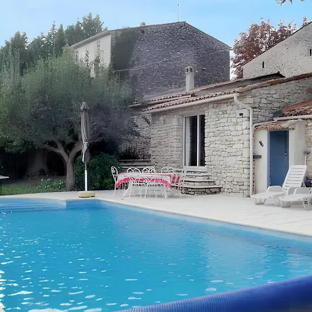 Charmante A Avec Piscine Privee Dauphin