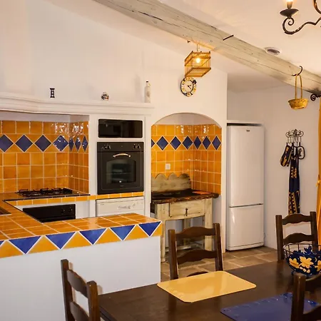 Villa Charmante A Avec Piscine Privee