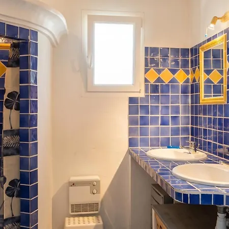 Charmante A Avec Piscine Privee Villa *