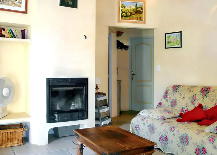 Charmante A Avec Piscine Privee 别墅 Dauphin