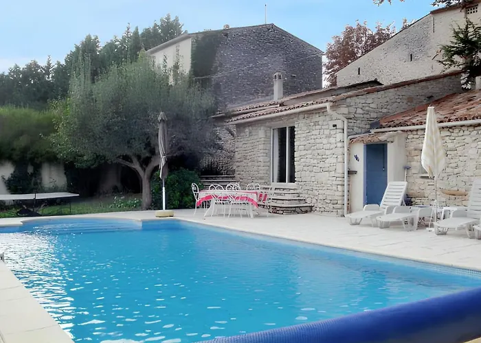 Charmante A Avec Piscine Privee 别墅 Dauphin